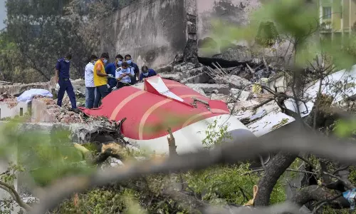 Ahmedabad Plane Crash: ప్రాథమిక విచారణతో పైలెట్లపై నిందలు వేయడం తగదు- పుష్కరాజ్ సభర్వాల్