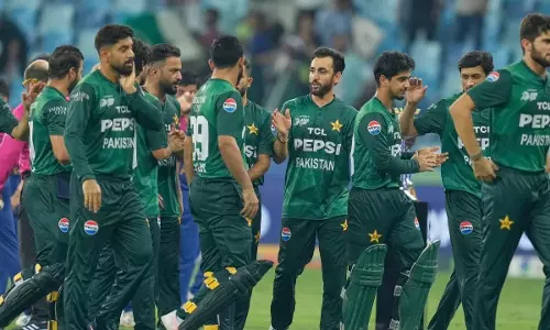 Pakistan : మ్యాచ్ను అడ్డుకుంటారా.. వీడియోలు రికార్డు చేస్తారా.. పాకిస్తాన్పై ఐసీసీ ఆగ్రహం Pakistan : మ్యాచ్ను అడ్డుకుంటారా.. వీడియోలు రికార్డు చేస్తారా.. పాకిస్తాన్పై ఐసీసీ ఆగ్రహం