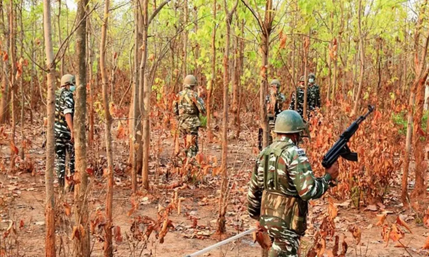 ఛత్తీస్‌గఢ్‌ నారాయణపూర్‌ జిల్లాలో ఎన్‌కౌంటర్‌.. ఇద్దరు మావోయిస్టులు మృతి