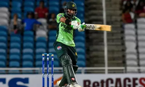 Asia Cup 2025 : ఛీ..ఛీ.. వీళ్లు ఇంకా మారరా.. మళ్లీ ఐసీసీ రూల్స్ బ్రేక్ చేసిన పాక్  బ్యాట్స్‌మెన్.. భారీ జరిమానా తప్పదా ?