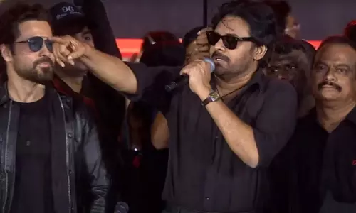 OG Movie : ఓజీ ఈవెంట్ ను అట్టర్ ప్లాప్ చేసిన వరుణుడు.. తీవ్ర నిరాశలో పవర్ ఫ్యాన్స్