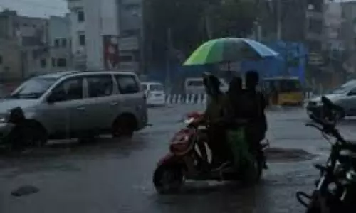 హైదరాబాద్ సిటీని అలుముకున్న క్యుమిలో నింబస్ మేఘాలు