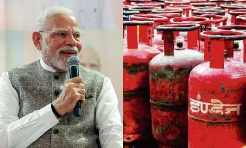 PMUY Scheme: మహిళలకు గుడ్ న్యూస్.. PMUY స్కీమ్ కింద 25 లక్షల ఉచిత LPG కనెక్షన్లు ..