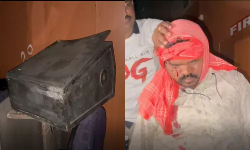 థియేటర్లో విషాదం.. OG సినిమా చూస్తుండగా ప్రేక్షకులపై పడిన స్పీకర్ బాక్స్ థియేటర్లో విషాదం.. OG సినిమా చూస్తుండగా ప్రేక్షకులపై పడిన స్పీకర్ బాక్స్