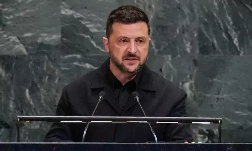 Zelenskyy: ఎవరు బతకాలో ఆయుధాలే నిర్ణయిస్తున్నాయ్ Zelenskyy: ఎవరు బతకాలో ఆయుధాలే నిర్ణయిస్తున్నాయ్