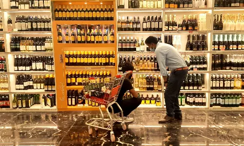 Liquor Shops: కొత్త మద్యం దుకాణాలకు రేపట్నుంచి దరఖాస్తులు