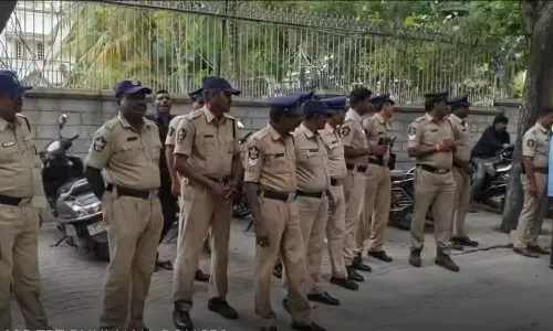 తిరుపతిలో భూమన ఇంటి దగ్గర హైటెన్షన్