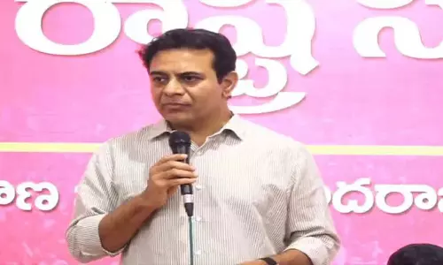 KTR: తెలంగాణ స్థానిక ఎన్నికల షెడ్యూల్ విడుదల: బీఆర్ఎస్దే గెలుపు అని కేటీఆర్ ధీమా KTR: తెలంగాణ స్థానిక ఎన్నికల షెడ్యూల్ విడుదల: బీఆర్ఎస్దే గెలుపు అని కేటీఆర్ ధీమా