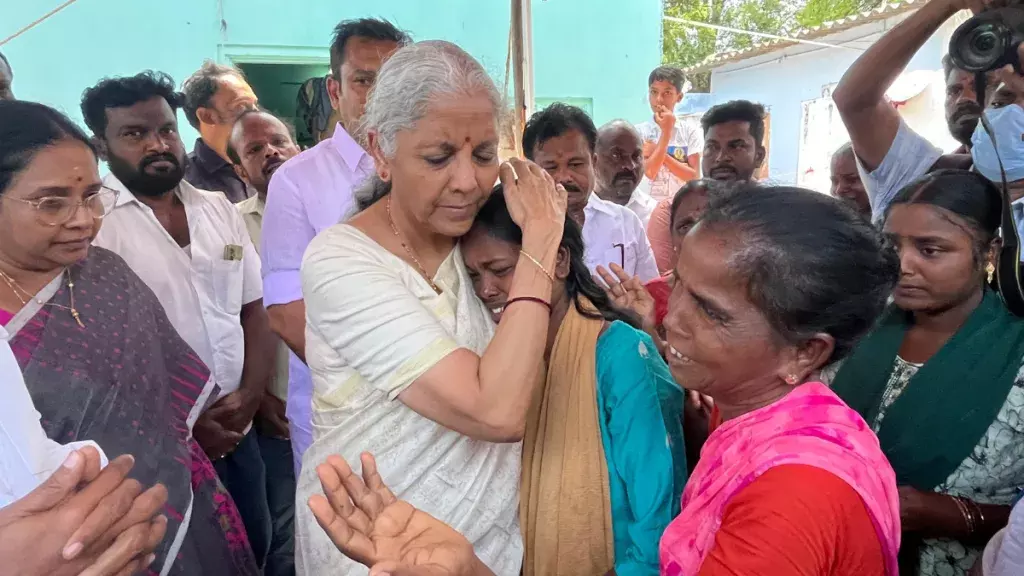 Karur Stampede: కరూర్ తోక్కిసలాట బాధితులకు కేంద్రం భరోసా