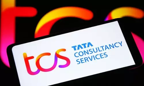 TCS Layoffs: టీసీఎస్లో భారీ లేఆఫ్స్: వేల ఉద్యోగాలపై గందరగోళం TCS Layoffs: టీసీఎస్లో భారీ లేఆఫ్స్: వేల ఉద్యోగాలపై గందరగోళం