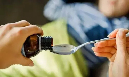 Cough Syrups : 2 ఏళ్లలోపు పిల్లలకు దగ్గు సిరప్‌లు వద్దు.. ఆ ప్రమాదం ఉంది.. కేంద్రం హెచ్చరిక