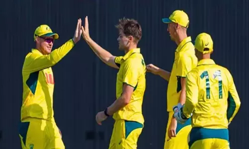 BCCI : ఆస్ట్రేలియా ప్లేయర్లకు ఫుడ్​ పాయిజన్..హోటల్ మీదే అనుమానం.. రంగంలోకి బీసీసీఐ