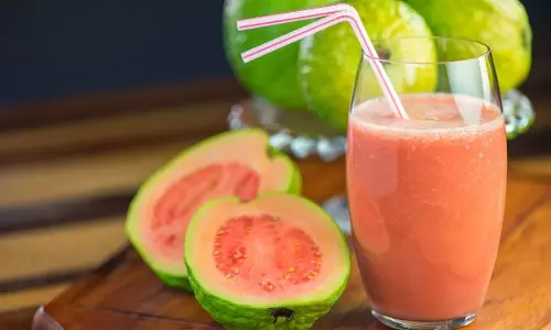 Bad Cholesterol : బ్యాడ్ కొలెస్ట్రాల్ తగ్గాలంటే ఈ ఒక్క పండు చాలు.. రోజుకొకటి తింటే అది మటుమాయం Bad Cholesterol : బ్యాడ్ కొలెస్ట్రాల్ తగ్గాలంటే ఈ ఒక్క పండు చాలు.. రోజుకొకటి తింటే అది మటుమాయం