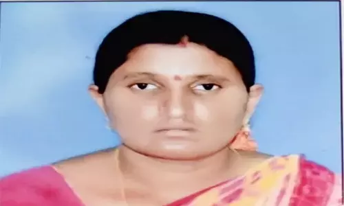 భద్రాద్రికొత్తగూడెం జిల్లాలో దారుణం..కట్టుకున్న భార్యను హత్య చేసిన కసాయి భర్త భద్రాద్రికొత్తగూడెం జిల్లాలో దారుణం..కట్టుకున్న భార్యను హత్య చేసిన కసాయి భర్త