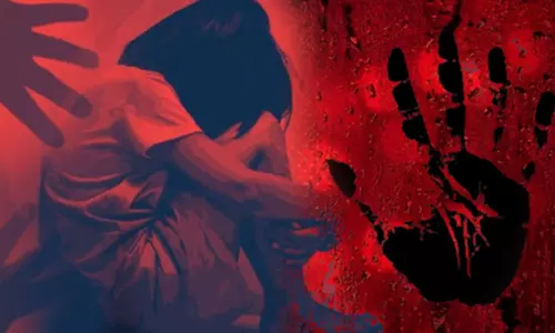 Chennai: మైనర్ బాలికతో వ్యభిచారం కేసులో హాస్యనటుడు సహా ఆరుగురి అరెస్ట్! Chennai: మైనర్ బాలికతో వ్యభిచారం కేసులో హాస్యనటుడు సహా ఆరుగురి అరెస్ట్!