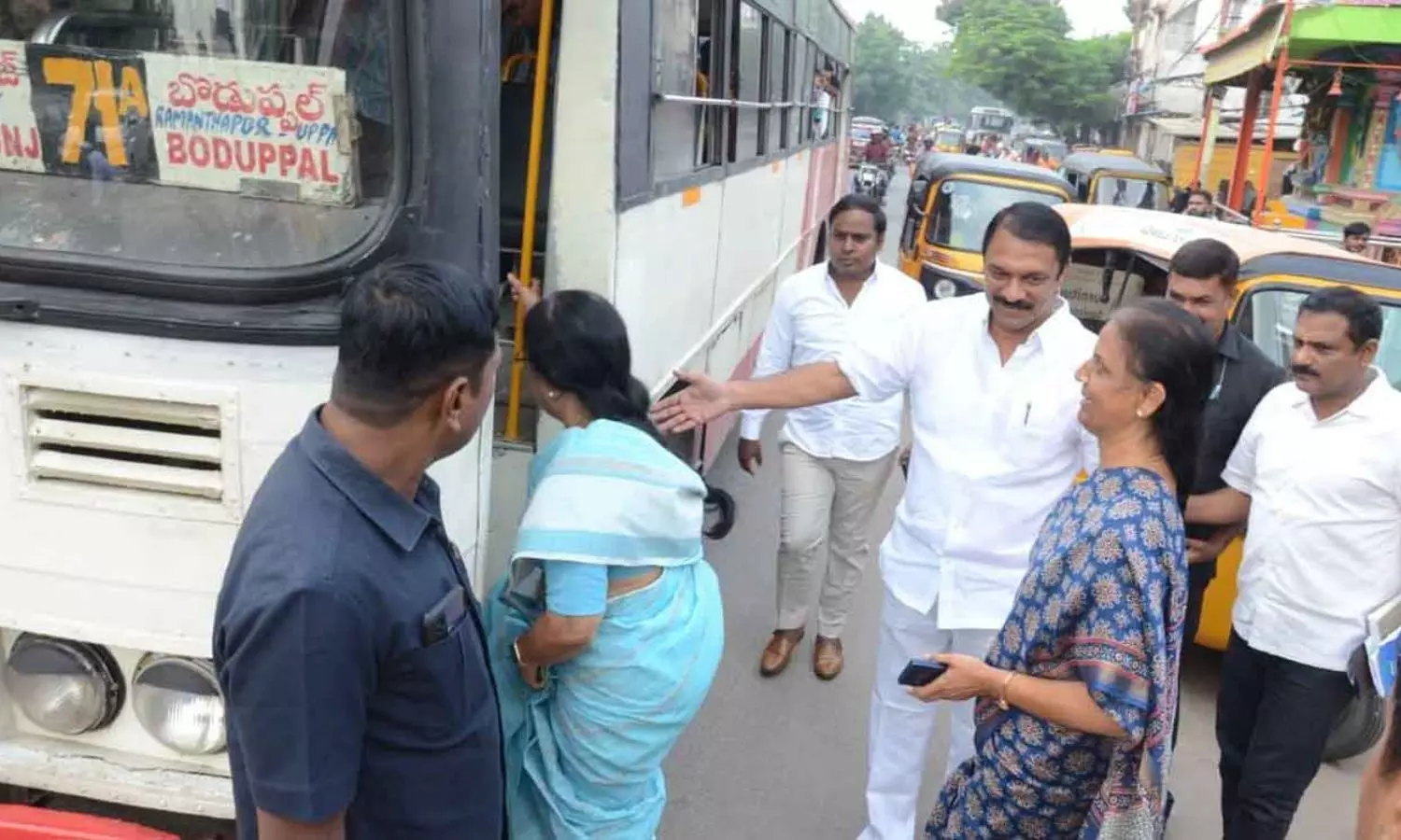 Chalo Bus Bhavan: ఆర్టీసీ ఛార్జీల పెంపుపై BRS చలో బస్‌ భవన్‌