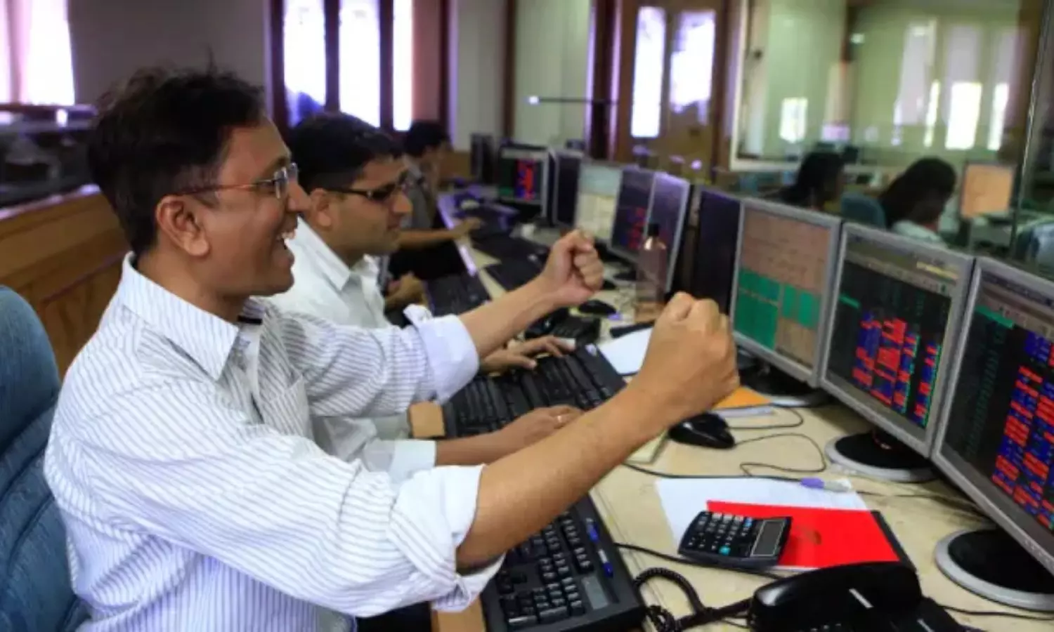 Stock Market: లాభాల్లో ముగిసిన స్టాక్ మార్కెట్ Stock Market: లాభాల్లో ముగిసిన స్టాక్ మార్కెట్