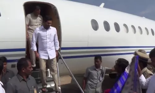 Visakhapatnam: మాకవరపాలెం మెడికల్ కాలేజీని సందర్శించనున్న జగన్ Visakhapatnam: మాకవరపాలెం మెడికల్ కాలేజీని సందర్శించనున్న జగన్