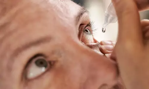 Eye Drops : ఐ డ్రాప్స్ వేసుకునేటప్పుడు పొరపాటున కూడా ఈ తప్పులు చేయకండి