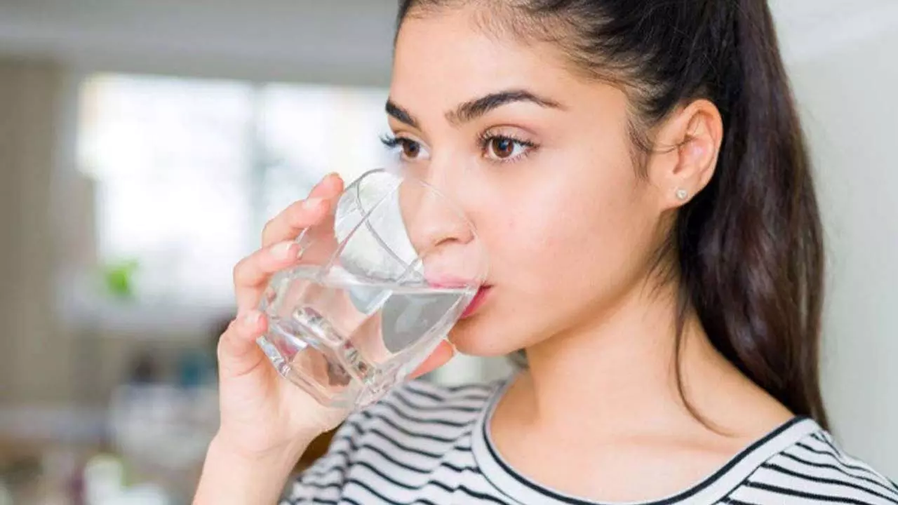 Drink Water: నీళ్లు ఇలా తాగితే వెయిట్ లాస్ అవ్చొచ్చు!