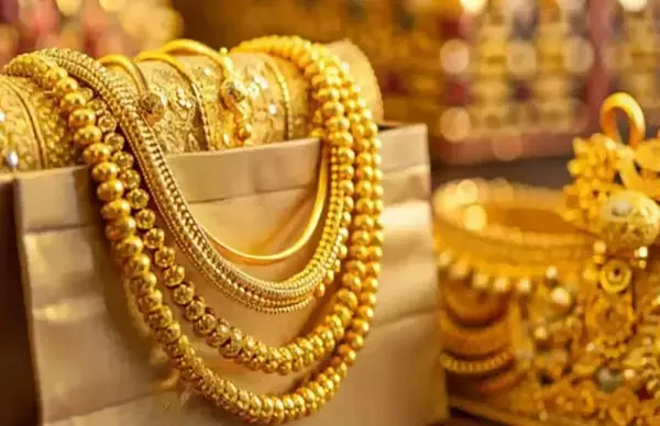 Gold Rate Today: బంగారం షాక్ తులం రూ.1.29 లక్షలు! Gold Rate Today: బంగారం షాక్ తులం రూ.1.29 లక్షలు!