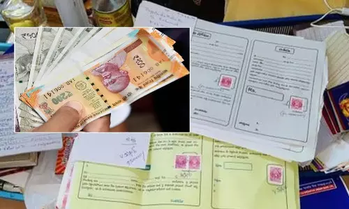 Nalgonda: నల్లగొండలో అధిక వడ్డీ వ్యవహారంపై పోలీసుల ఉక్కుపాదం Nalgonda: నల్లగొండలో అధిక వడ్డీ వ్యవహారంపై పోలీసుల ఉక్కుపాదం