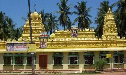 Anakapalli: అప్పన్నకు దారేది? అనకాపల్లి ఆలయం వివాదంలో చిక్కుకుంది! Anakapalli: అప్పన్నకు దారేది? అనకాపల్లి ఆలయం వివాదంలో చిక్కుకుంది!