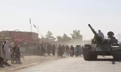 Afghanistan-Pakistan War: అఫ్గాన్ సరిహద్దులపై పాకిస్తాన్ సైన్యం దాడి Afghanistan-Pakistan War: అఫ్గాన్ సరిహద్దులపై పాకిస్తాన్ సైన్యం దాడి