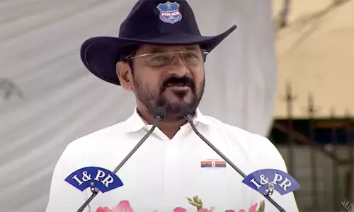 Revanth Reddy: ప్రమోద్ కుటుంబానికి అండగా ఉంటాం Revanth Reddy: ప్రమోద్ కుటుంబానికి అండగా ఉంటాం