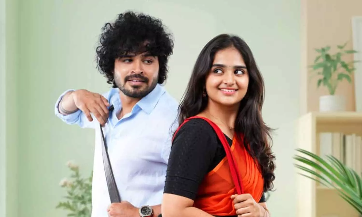 కుందనాల బొమ్మ’ ఆవిష్కరణ: ప్రశంసల వర్షం కురిపించిన దర్శకుడు బాబీ కొల్లి! కుందనాల బొమ్మ’ ఆవిష్కరణ: ప్రశంసల వర్షం కురిపించిన దర్శకుడు బాబీ కొల్లి!