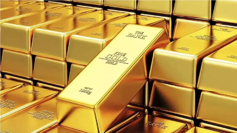 Gold Price: బంగారం ధర తగ్గుతుందా? పెరుగుతుందా?