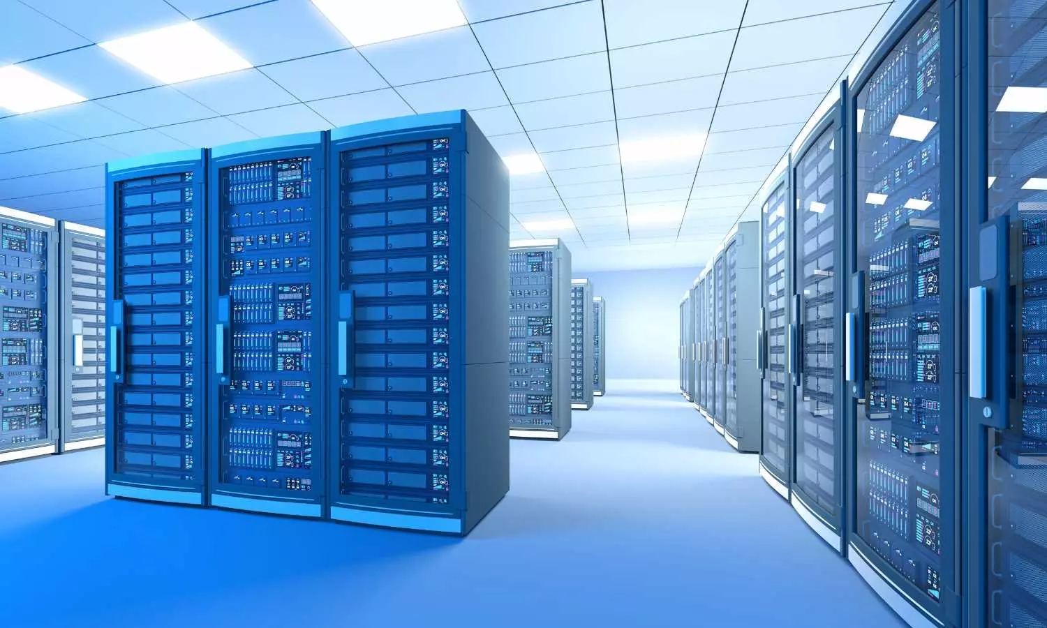 డేటా సెంటర్స్ బూమ్: వచ్చే 5 ఏళ్లలో 5 రెట్లు పెరగనున్న డేటా కేంద్రాల సామర్థ్యం — విశాఖలో గూగుల్ భారీ పెట్టుబడి!