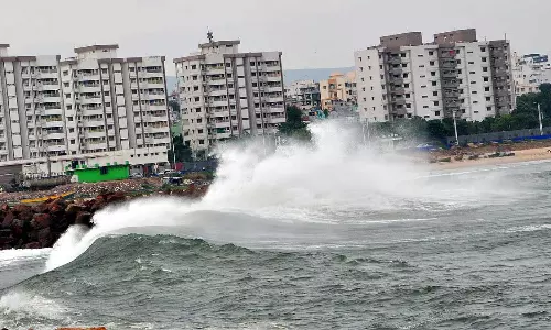 తుపాను బాధితులకు ఆంధ్రప్రదేశ్‌ ప్రభుత్వ సాయం — ఉచిత నిత్యావసరాల పంపిణీకి జీవో జారీ!