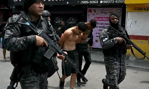 బ్రెజిల్‌లో అతి పెద్ద పోలీస్ ఆపరేషన్‌.. రియోలో 61 మంది మృతి, 81 మంది అరెస్ట్‌