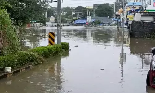 Cyclone Montha: తెలంగాణపై విరుచుకుపడ్డ మొంథా తుఫాన్
