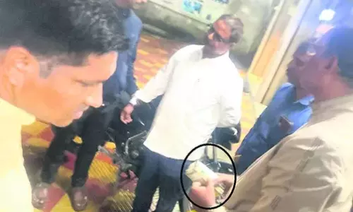 ACB వలలో యాదగిరిగుట్ట ఆలయ ఉద్యోగి