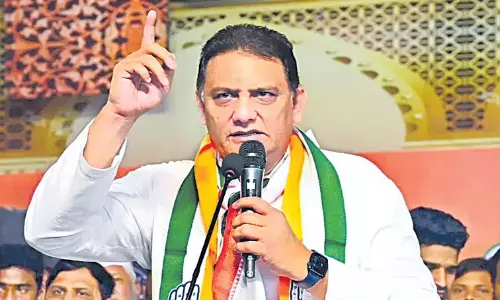 Mohammad Azharuddin: నేడు తెలంగాణ మంత్రిగా అజారుద్దీన్ ప్రమాణ స్వీకారం Mohammad Azharuddin: నేడు తెలంగాణ మంత్రిగా అజారుద్దీన్ ప్రమాణ స్వీకారం