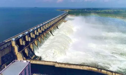 Nizamabad: శ్రీరామ్ సాగర్ ప్రాజెక్టు కొనసాగుతున్న వరద.. 26 గేట్లు ఎత్తి లక్ష క్యూసెక్యుల నీరు విడుదల