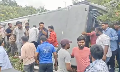 రంగారెడ్డి జిల్లా మీర్జాగూడ బస్సు ప్రమాదంలో మరొకరు మృతి