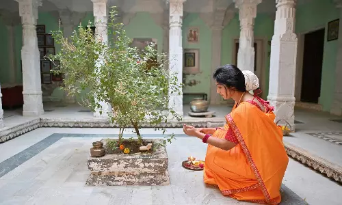 Karthika Purnima Pooja 2025: కార్తీక పౌర్ణమి శుభముహూర్తం, పూజా సామగ్రి & సులభ పూజావిధానం ఇంట్లోనే! Karthika Purnima Pooja 2025: కార్తీక పౌర్ణమి శుభముహూర్తం, పూజా సామగ్రి & సులభ పూజావిధానం ఇంట్లోనే!