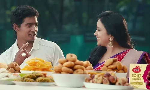 Tenali Double Horse: స్వీట్స్ రంగంలోకి అడుగుపెట్టిన తెనాలి డబుల్ హార్స్ Tenali Double Horse: స్వీట్స్ రంగంలోకి అడుగుపెట్టిన తెనాలి డబుల్ హార్స్