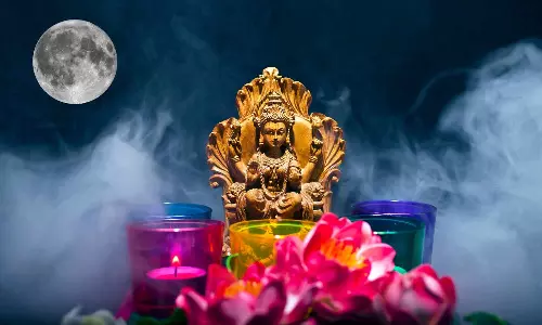 కార్తీక పౌర్ణమి 2025: లక్ష్మీ కటాక్షం కోసం తప్పక చేయాల్సిన పరిహారాలు — ధనలాభం, శాంతి కోసం ఇవే చేయండి! కార్తీక పౌర్ణమి 2025: లక్ష్మీ కటాక్షం కోసం తప్పక చేయాల్సిన పరిహారాలు — ధనలాభం, శాంతి కోసం ఇవే చేయండి!