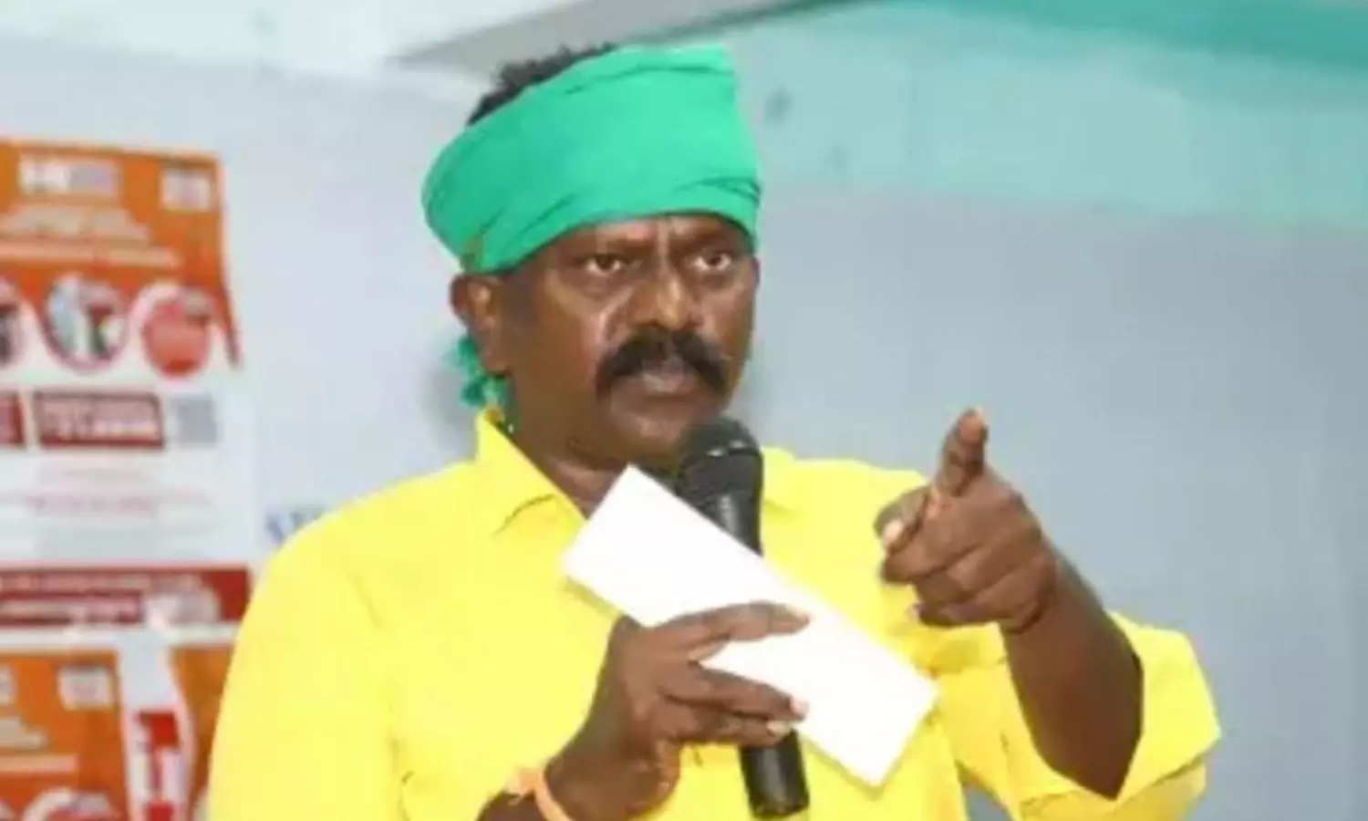 ప్రజాదర్బార్ నిర్వహించిన తిరువూరు ఎమ్మెల్యే కొలికపూడి ప్రజాదర్బార్ నిర్వహించిన తిరువూరు ఎమ్మెల్యే కొలికపూడి