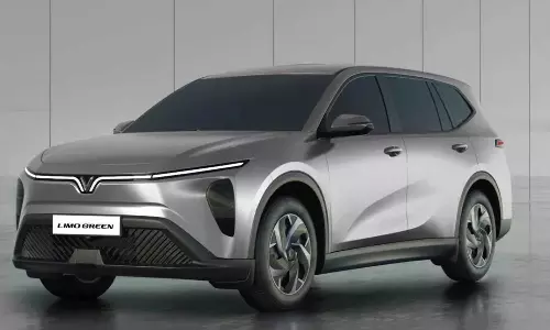 Vinfast Limo Green EV: విన్ఫాస్ట్ నుంచి గ్రీన్ ఈవీ.. ఏడుగురు హాయిగా కూర్చోవచ్చు.. ! Vinfast Limo Green EV: విన్ఫాస్ట్ నుంచి గ్రీన్ ఈవీ.. ఏడుగురు హాయిగా కూర్చోవచ్చు.. !