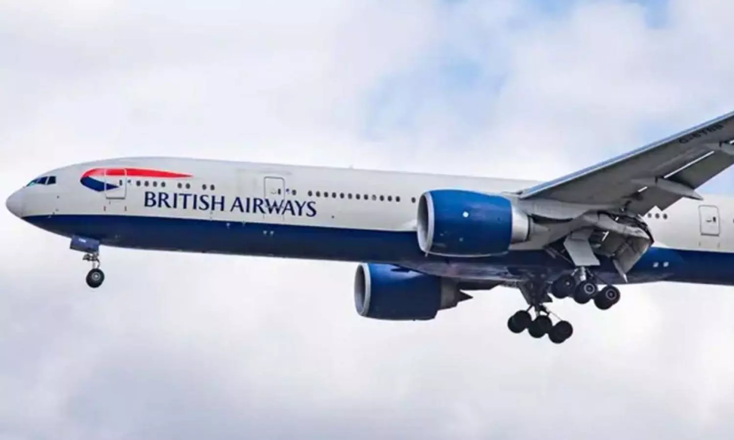 Bomb Threat: శంషాబాద్ ఎయిర్‌పోర్ట్‌లో విమానానికి బాంబ్ బెదిరింపు