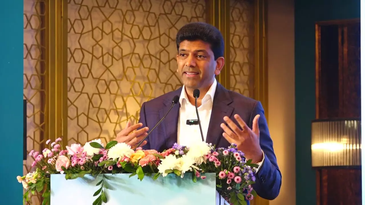 గుంటూరు వాటర్ షెడ్ మహోత్సవంలో మాజీ సీఎం జగన్‌పై పెమ్మసాని విమర్శలు