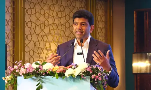 గుంటూరు వాటర్ షెడ్ మహోత్సవంలో మాజీ సీఎం జగన్‌పై పెమ్మసాని విమర్శలు