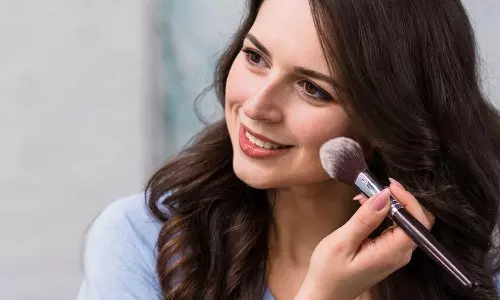 Beauty: ఈ హ్యాబిట్స్ మీ అందాన్ని పాడుచేస్తాయి! Beauty: ఈ హ్యాబిట్స్ మీ అందాన్ని పాడుచేస్తాయి!