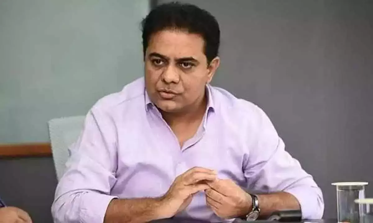 KTR: ఓటమితో కుంగిపోం, ప్రధాన ప్రతిపక్షంగా కొట్లాడతాం