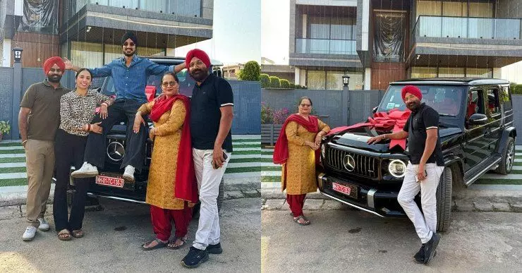 Mercedes-Benz G-Class: మెర్సిడెస్ పక్కన మెరిసిన ఫాస్ట్ బౌలర్ అర్ష్‌దీప్ సింగ్..!